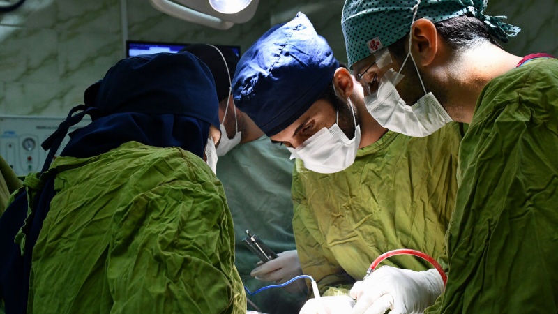 イラン初の小児へのDBS手術が成功