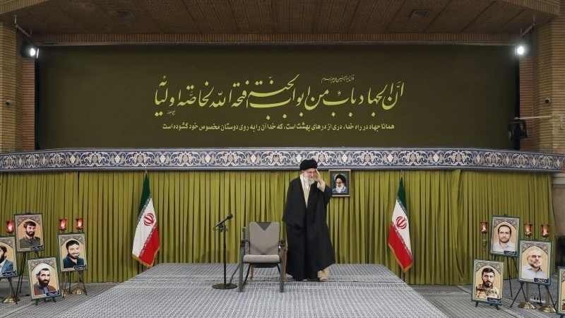 Anggota Kongres Nasional 24.000 Syahid Tehran Bertemu Rahbar