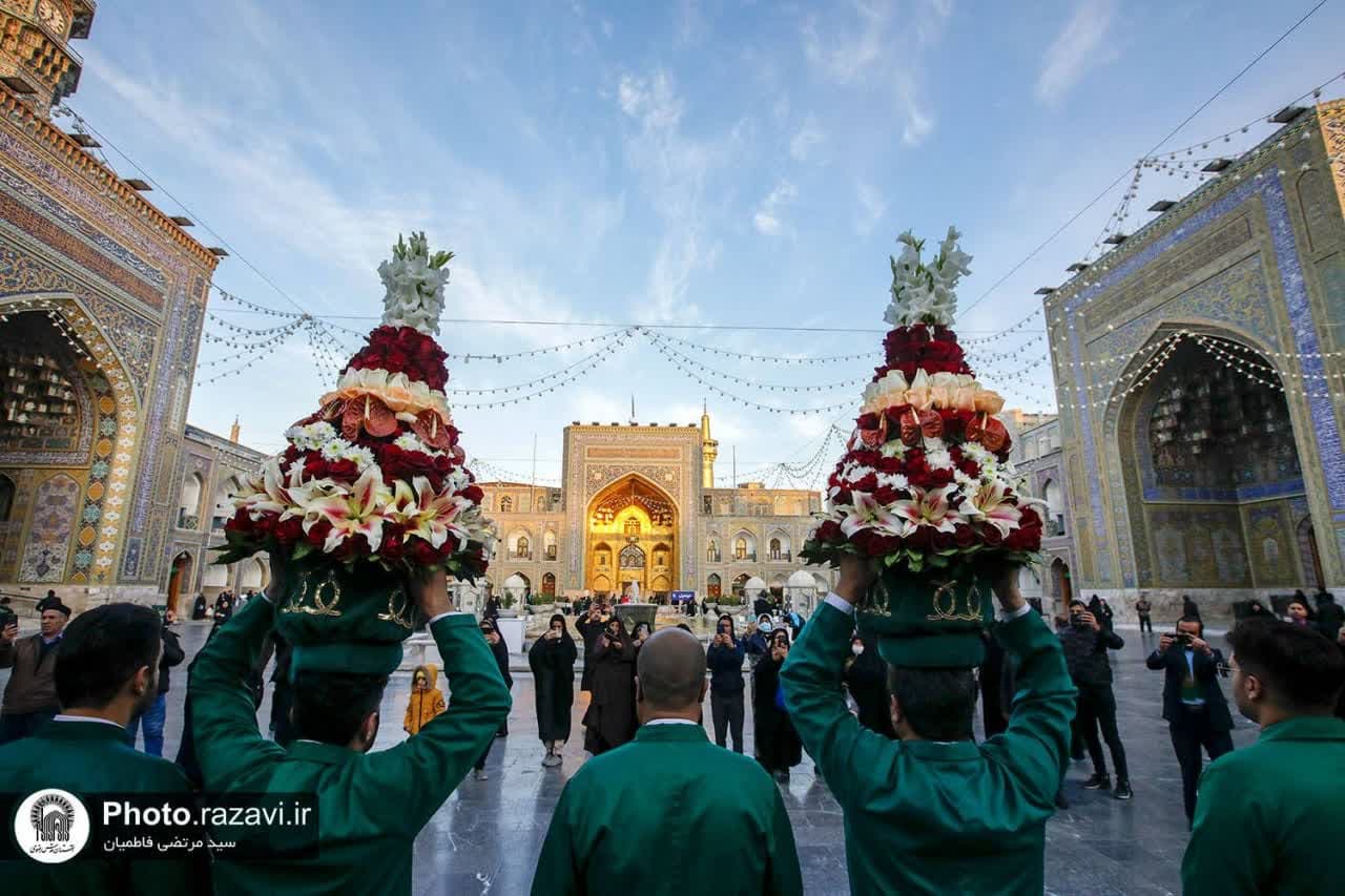 أجواء‌ الفرح تعمّ ارجاء‌ الحرم الرضوي بذكري ولادة الإمام الجواد (ع)