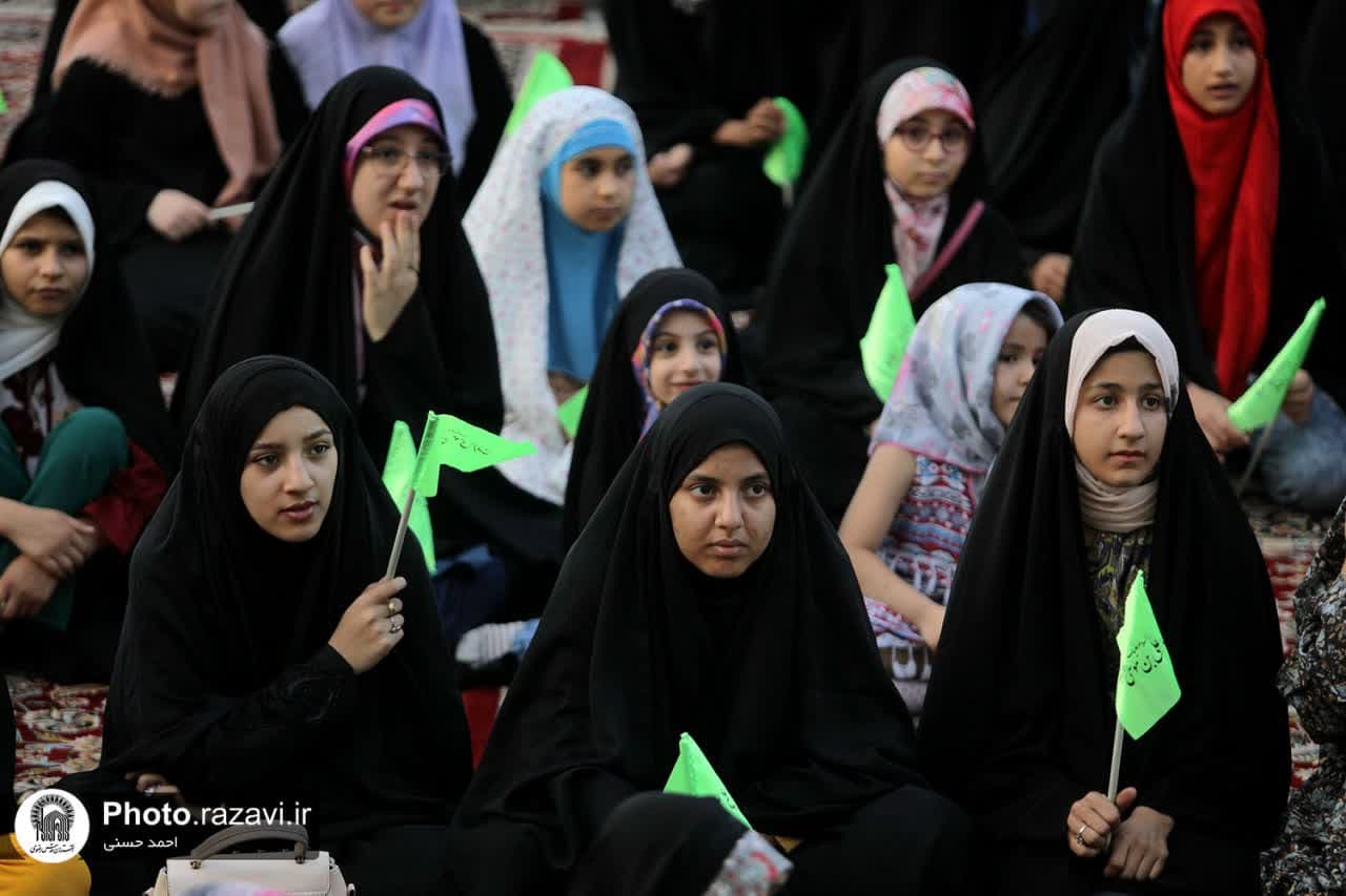 تجمع للأطفال والفتیان والفتيات العرب بمناسبة ميلاد الإمام الجواد (ع) في العتبة الرضویة