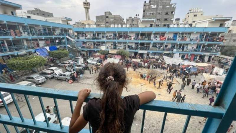 جيش العدو يستهدف 30 ألف نازح بـ 5 مراكز إيواء في خانيونس