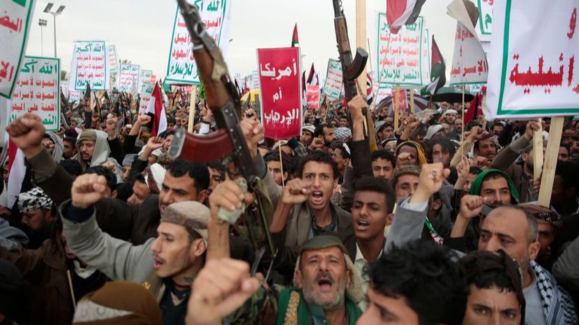 Huti naredili državljanima SAD-a i Velike Britanije da napuste Jemen