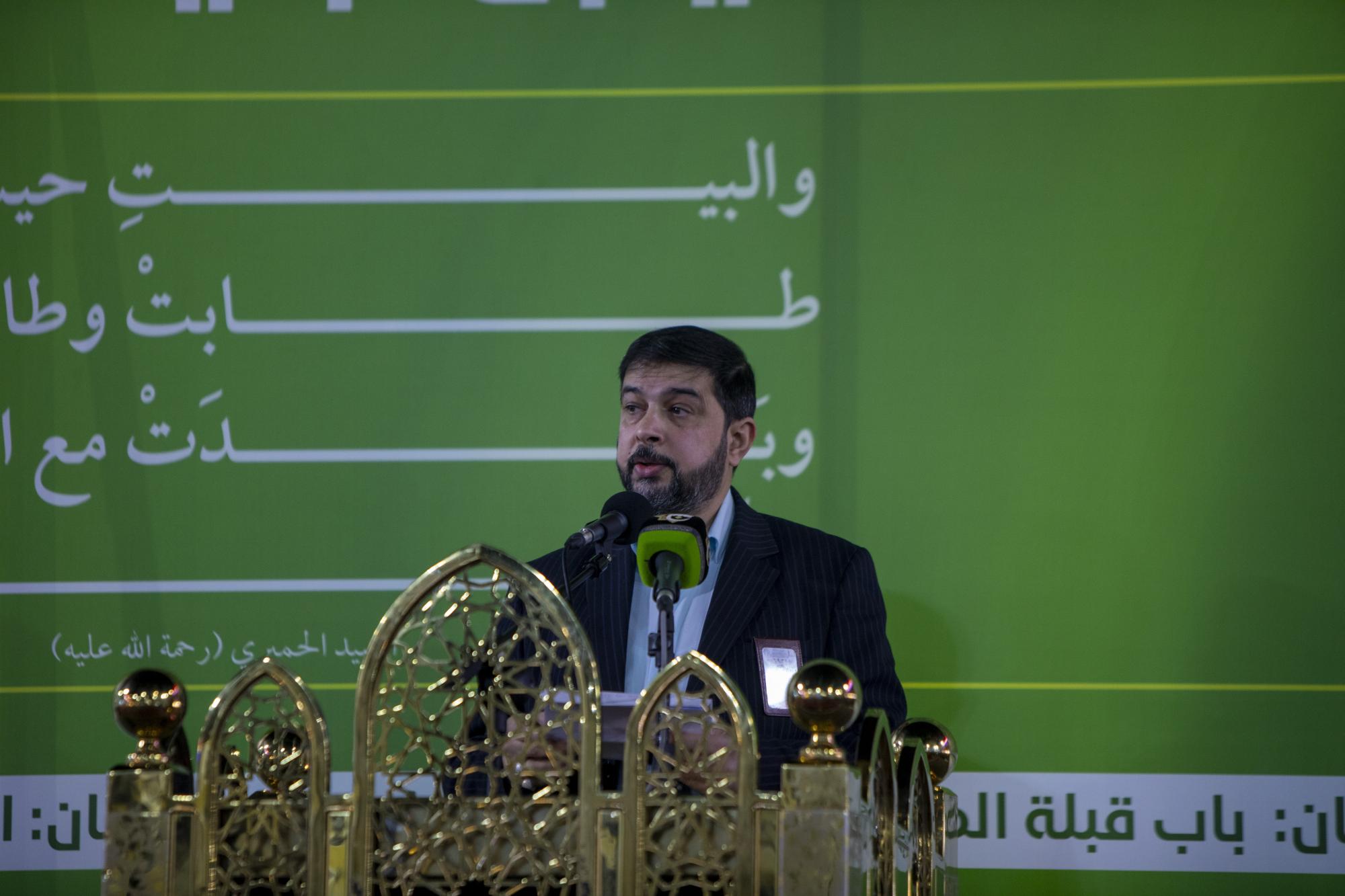 العتبة العباسية المقدسة تقيم حفلا بمناسبة ولادة أمير المؤمنين (ع)+(صور)