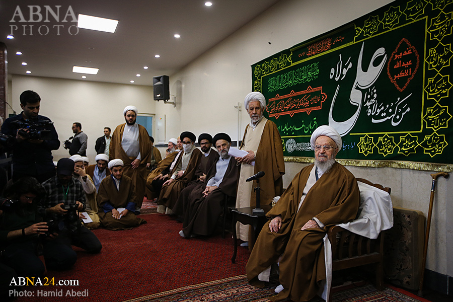 Ayatullah Makarim Shirazi: A Tarihin Musulunci Babu Wanda Ya Sadaka Yana Ruku'u Sai Ali Bin Abi Talib (A.S.).