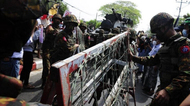 Dozens Rohingya Muslims killed in Myanmar army attacks