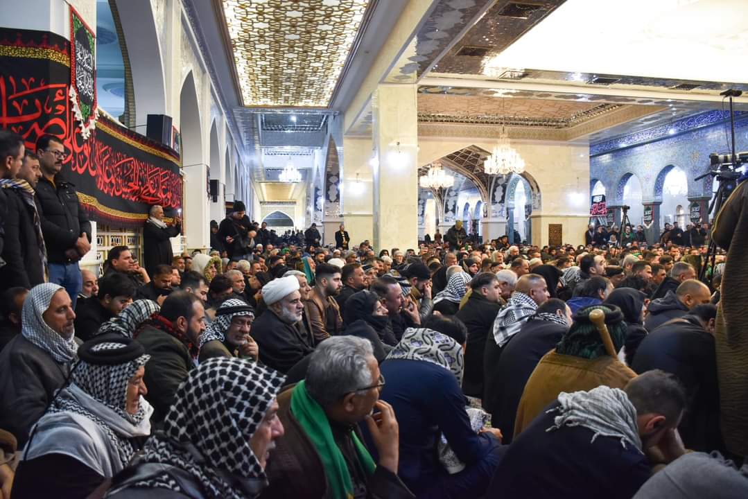 مجلس عزاء في حرم السيدة "زينب" (ع) بمناسبة شهادتها في دمشق