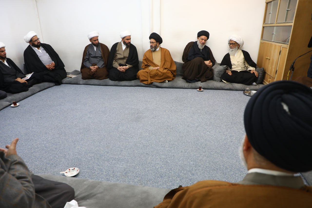 آية الله النجفي: على الجميع مواجهة الأفكار المنحرفة والممارسات الضالة