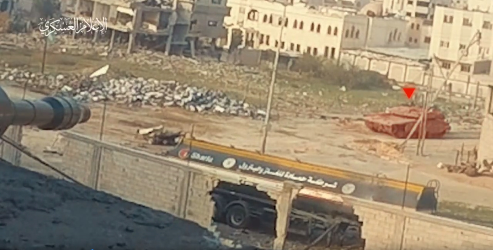 المقاومة الفلسطينية تستهدف قوات الاحتلال في عمليات مشتركة.. وتهاجم مقر قيادة إسرائيلياً
