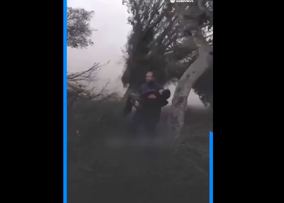 Video: Zionist warplanes bomb a house committing a new massacre in Jabalia camp, north Gaza