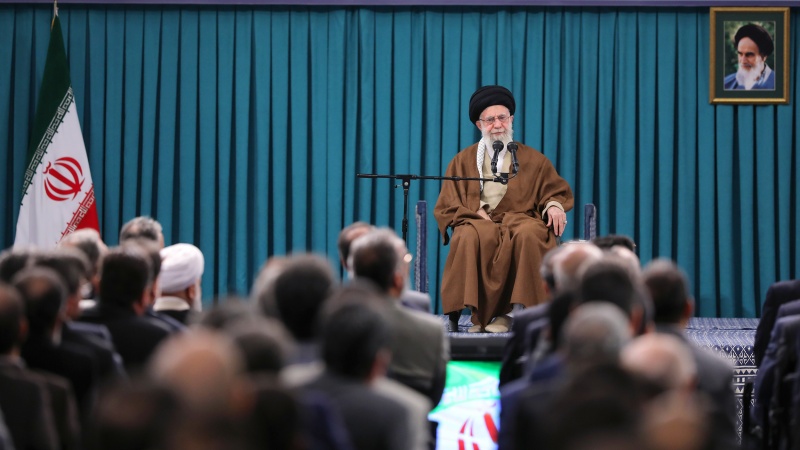 イラン最高指導者、「我が国は民間経済部門で8％の成長が可能」