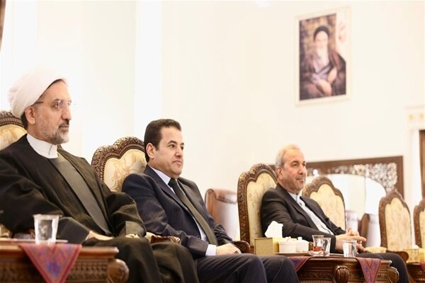 الأعرجي: علينا أن نعمل مجتمعين على محاربة الارهاب و قطع دابرهم 