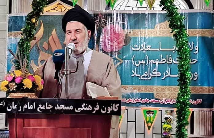 عالمی بلخی: فاطمه(س) شخصیت استثنایی در تاریخ جامعه بشری است 