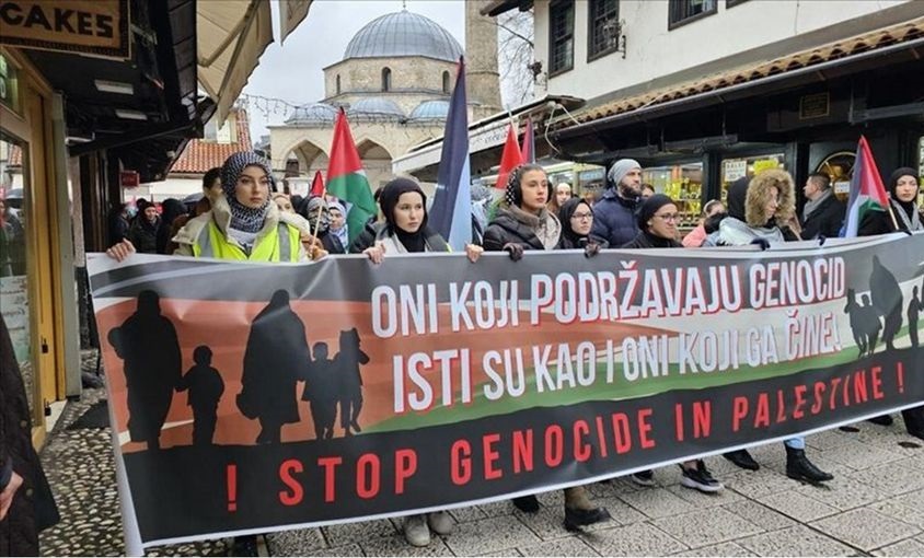 تظاهرة في سراييفو تضامنا مع الشعب الفلسطيني وتنديدا بالعدوان على غزة
