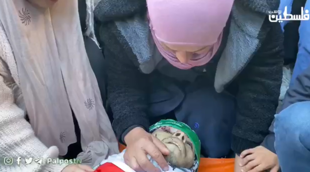 فيديو | أربعة شهداء والأم واحدة