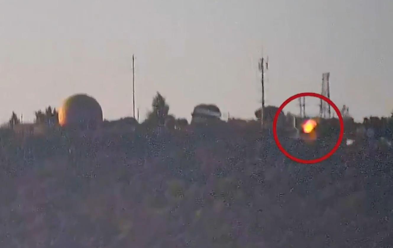 Video: Tinatarget ng mga Lebanese Hezbollah ang Meron air control base pagmamaay-ari ng Zionistang  kaaway sa hilagang sinakop na Palestine