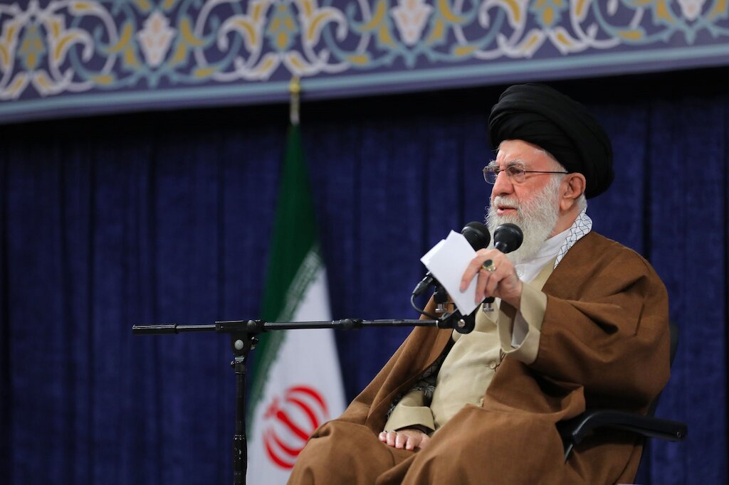 Imam Khamenei: After nearly 100 days, predictions about Zionists' defeat coming true