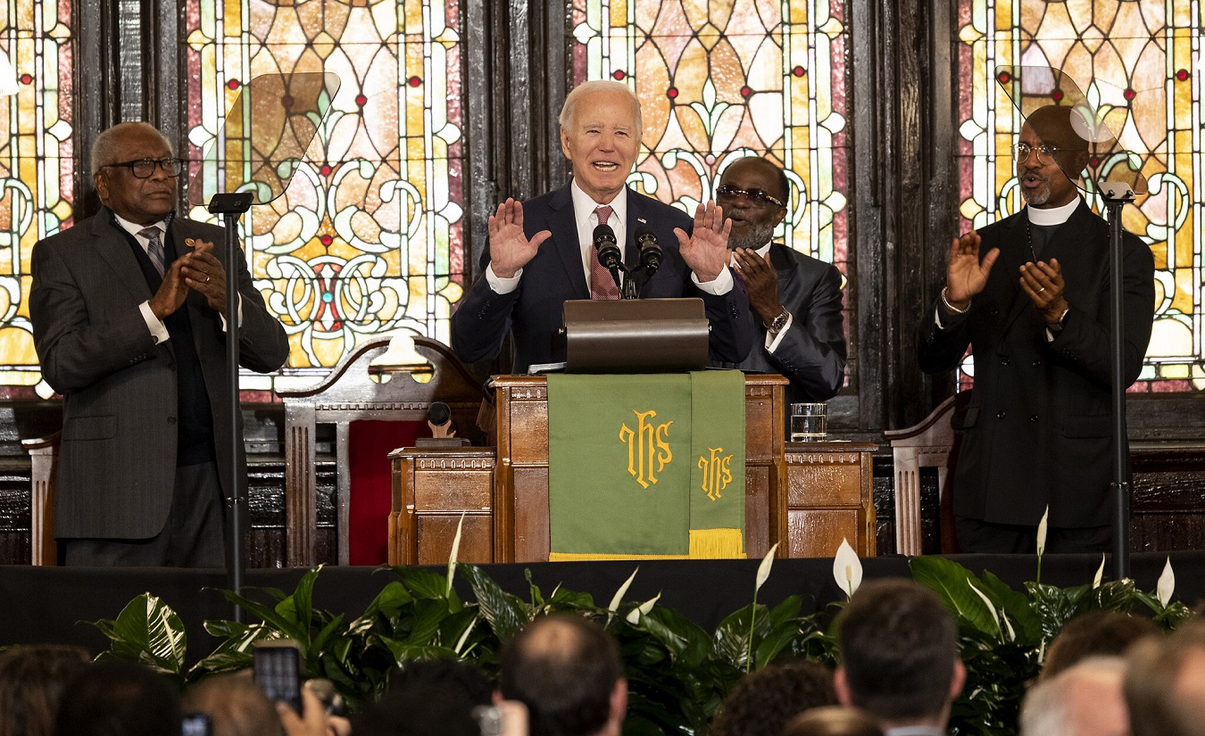 اختلال در سخنرانی بایدن با شعار آتش‌بس در غزه + ویدیو