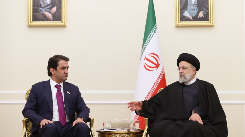 イラン大統領、「ISISはイスラエルと同じく無辜の民の殺戮を追求」