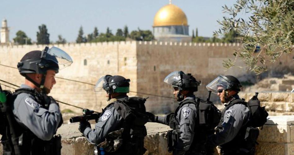 Israeli police arrest two Palestinian young girls in Occupied Al-Quds