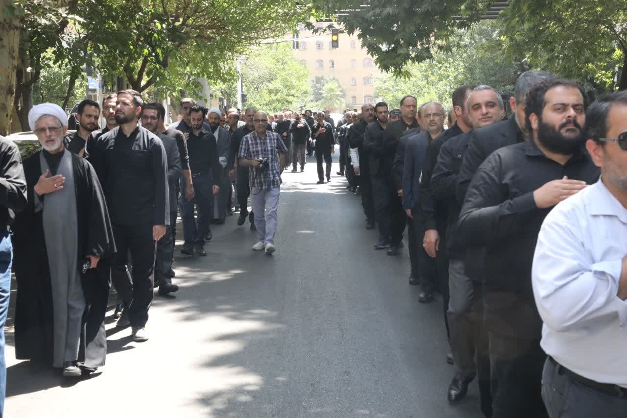 دسته عزاداری اهالی خیابان آیت‌الله طالقانی تهران برگزار شد + عکس و ویدیو 