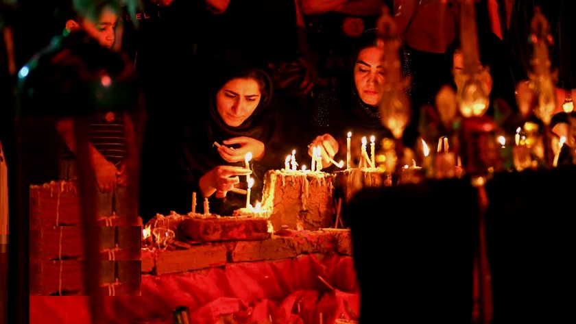  Iranians Mark 'Shame Ghariban' on Ashura Evening