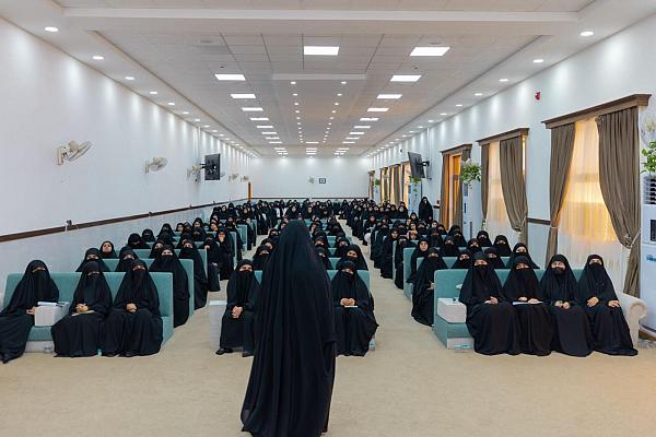 المشاركات في مخيّم بنات العقيدة يُشدنَ بفعّالياته المتنوّعة
