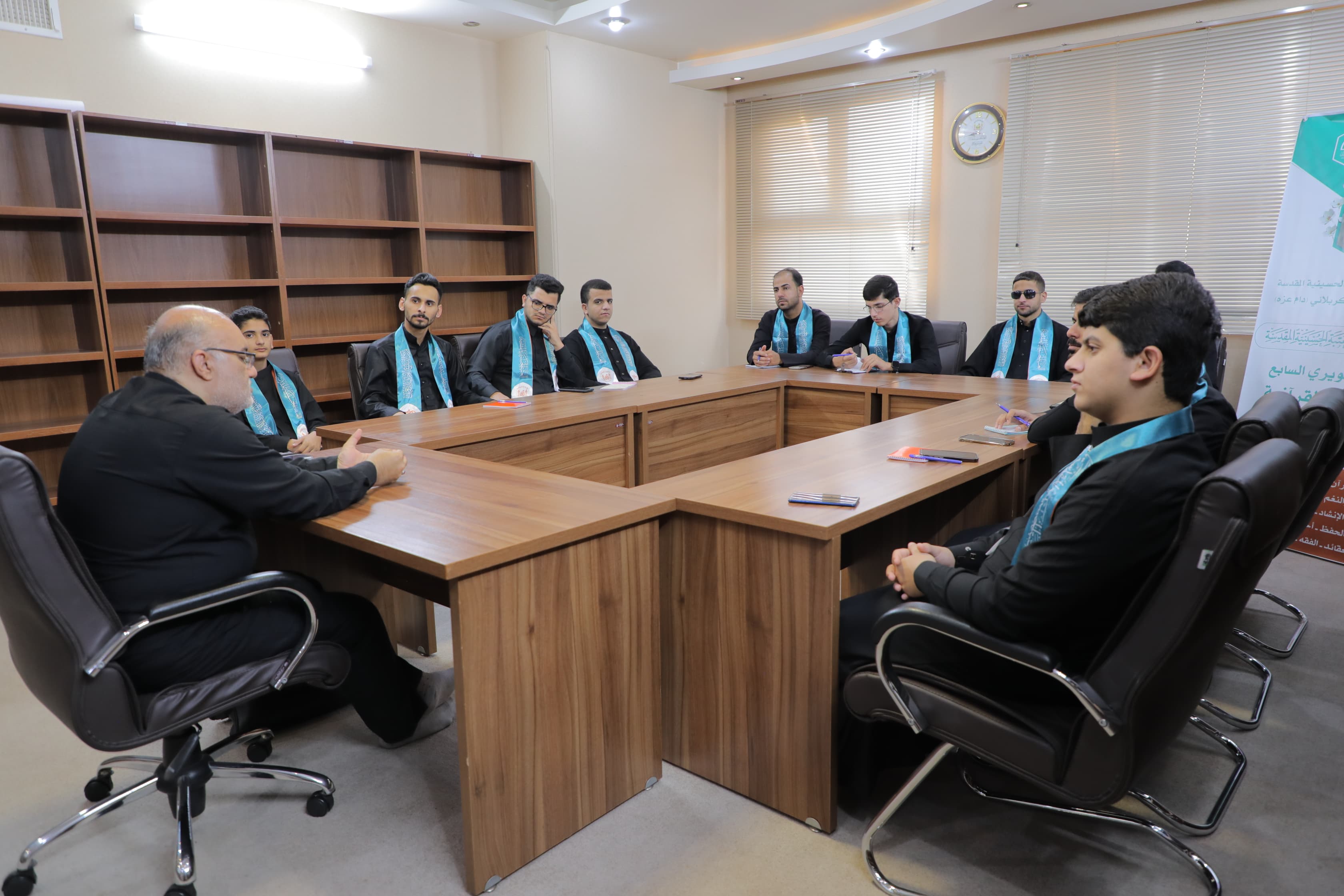 العتبة الحسينية تقيم دورات تخصصية قرآنية لشباب في قم المقدسة+(صور)