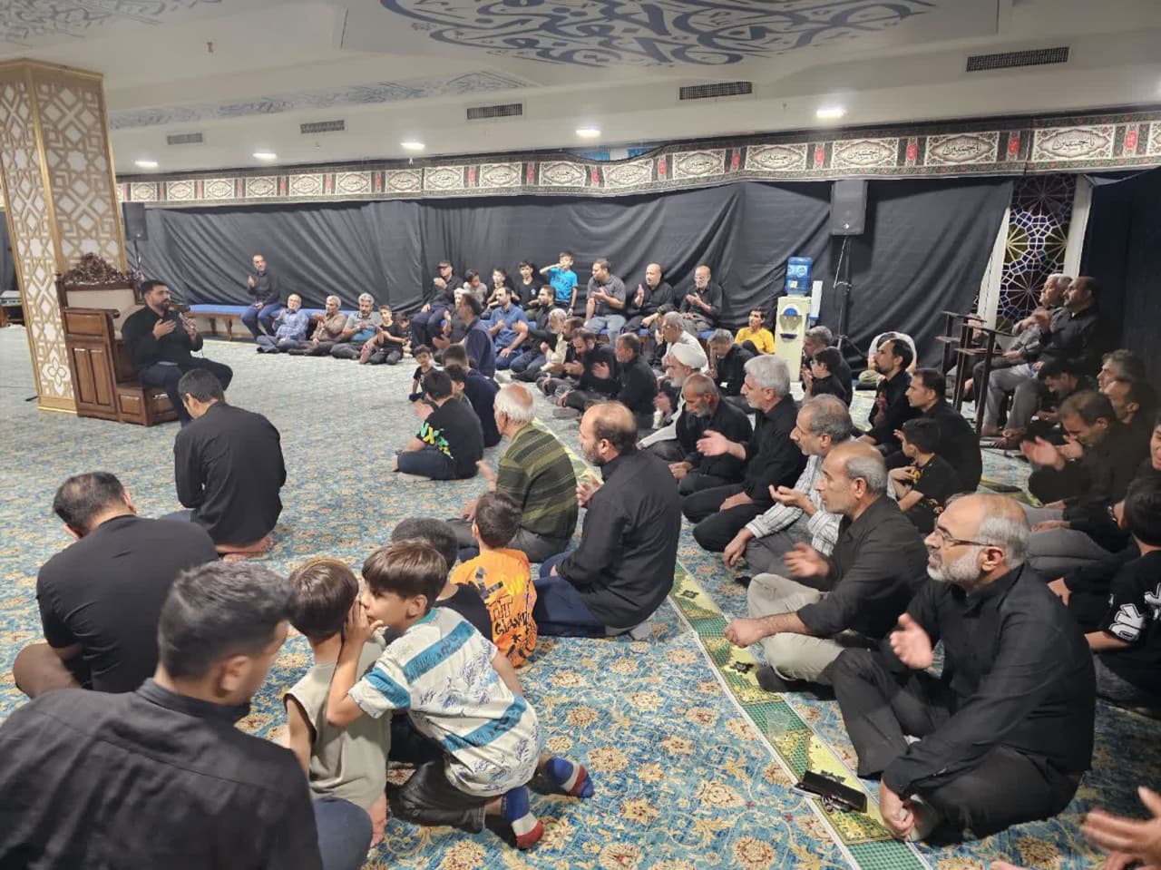 برپایی مراسم عزاداری محرم در مؤسسه دارالعرفان + عکس