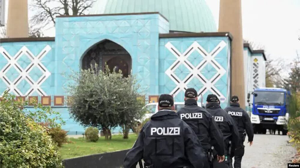 German government’s ban on Islamic centers reminiscent of racial policy of Nazis: Iran seminaries