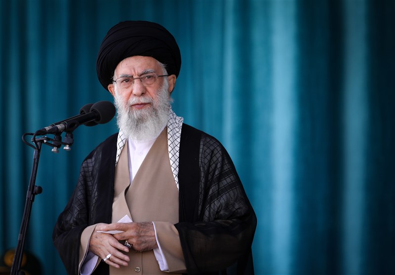 مُعزيا بإغتيال هنية..قائد الثورة: الكيان الصهيوني المجرم مهّد لنفسه بهذا العمل الأرضية لعقاب قاس