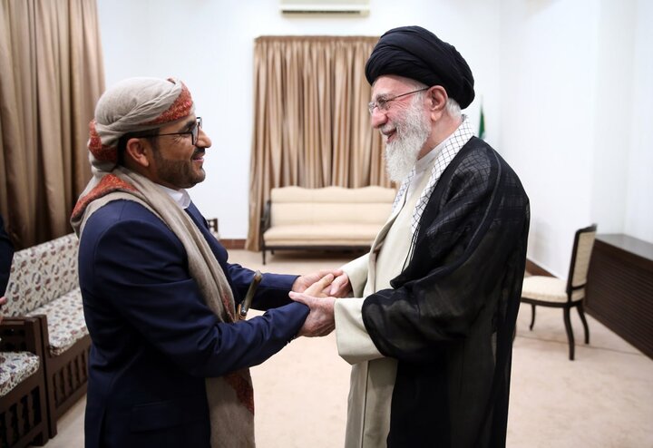 Imam Khamenei receives Yemen’s Ansarullah official