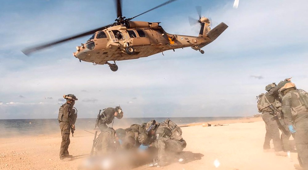At least 10 Israeli troopers killed in Gaza in resistance fighters' attacks