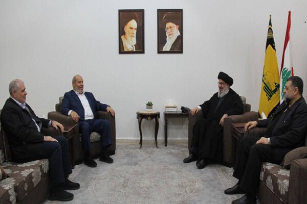 Hamas delegation meet Sayyed Nasrallah in Beirut