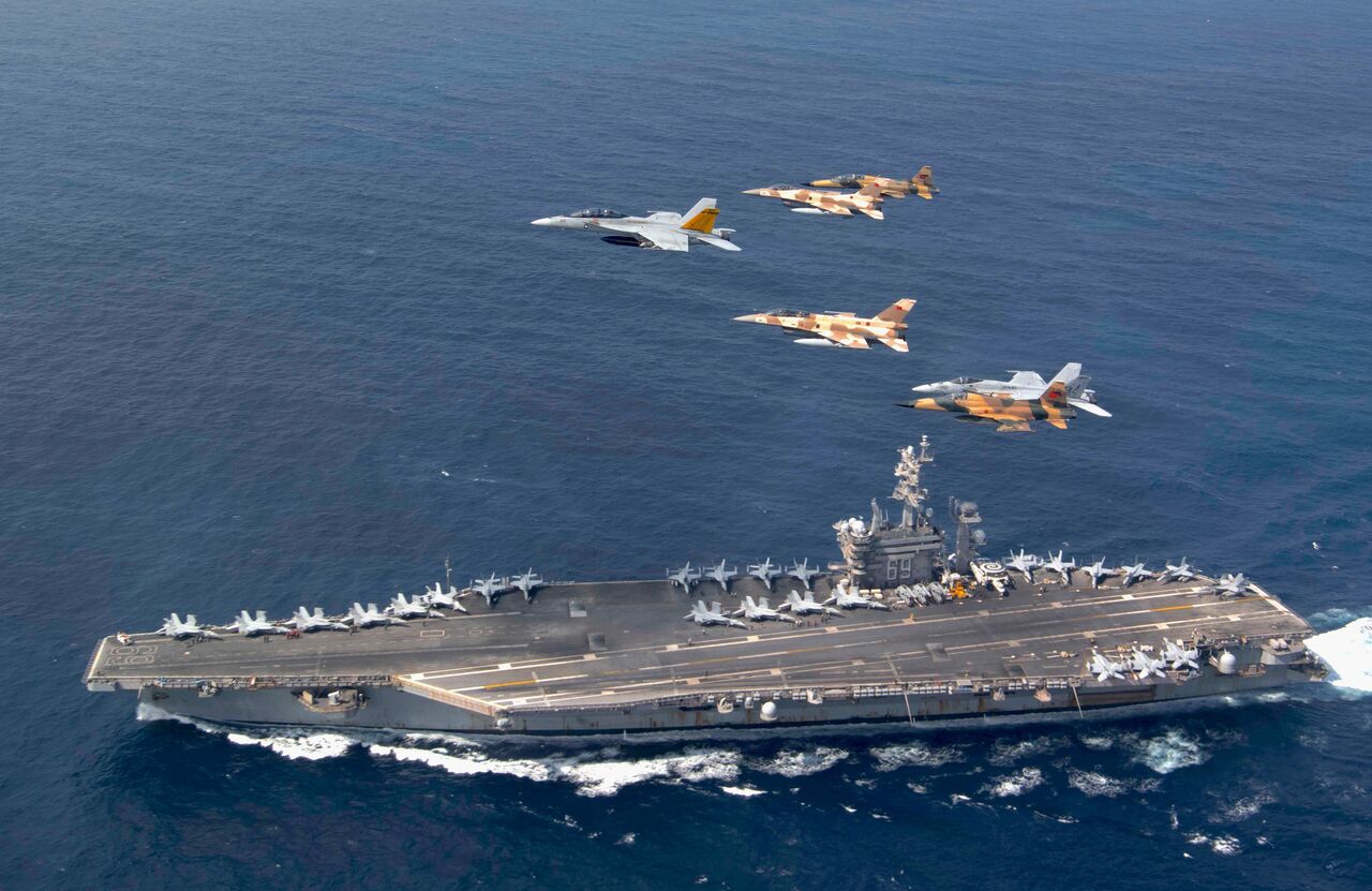 Inatake ng armadong pwersa ng Yemen ang US Eisenhower aircraft carrier sa Red Sea