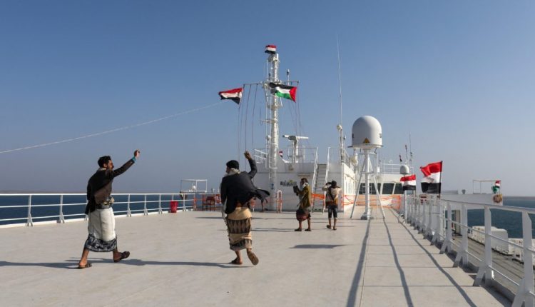  Bloomberg: Container shipping in Red Sea has decreased by 90%