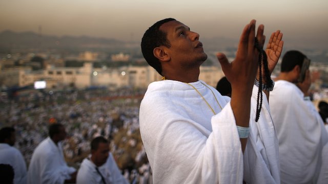 Every moment of Arafah day, from noon to sunset, is as invaluable as an elixir
