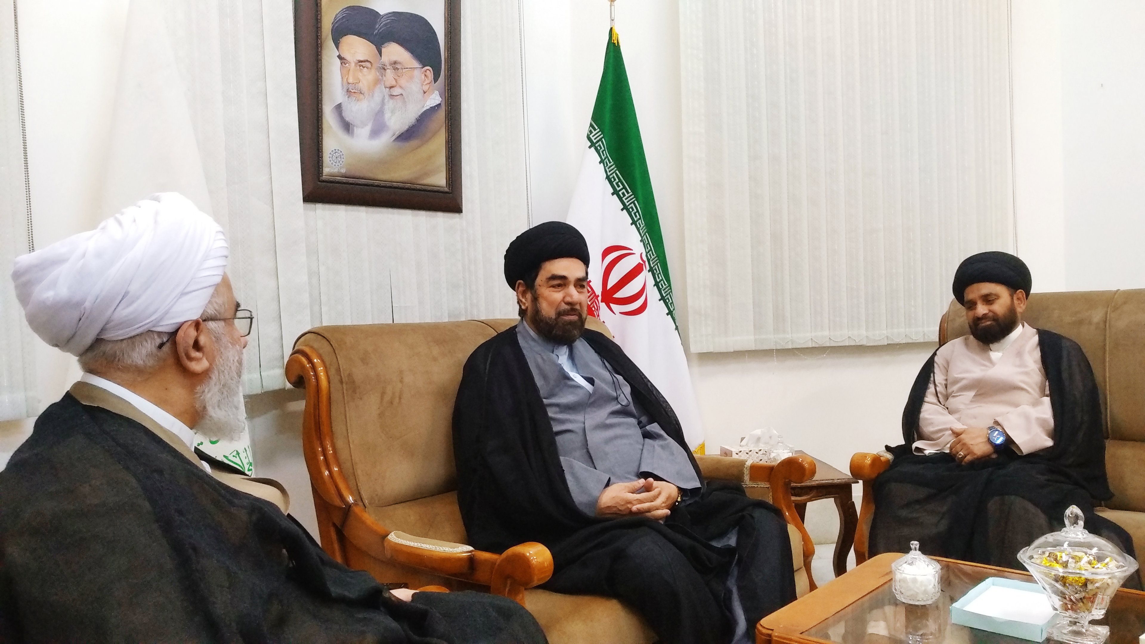 Secretary General of Indian Ulama Council meets with Ayatollah Ramazani (+Photos)