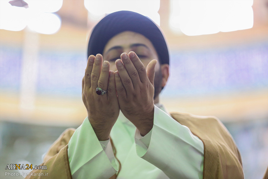 Photos: Eid al-Adha prayer held at Jamkaran mosque in Qom