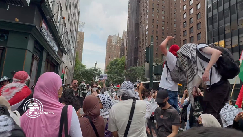 Thousands rally in New York to demand end to Israeli-Palestinian conflict