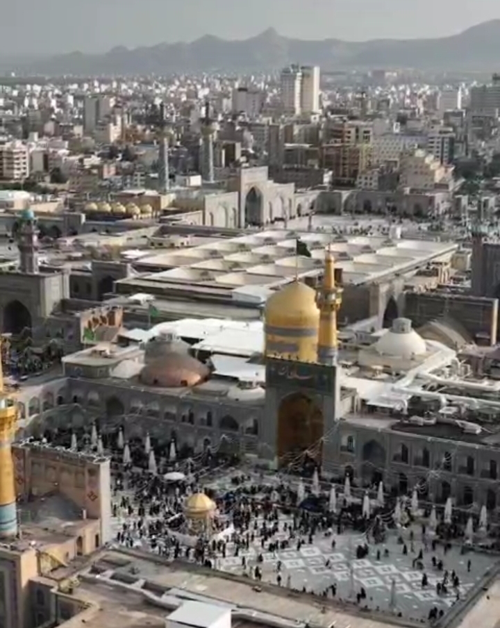 Bidiyon Yadda Ake Ci Gaba Da Kaɗa Ƙuri'u A Birnin Mashhad Iran A Haramin Imam Ridha As