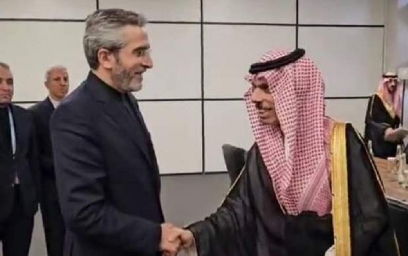 ایران ـ سعودی وزرائے خارجہ کا ٹیلفونک رابطہ، تعلقات میں بہتری پر اظہار اطمینان / غزہ پر صہیونی جارحیت پر تشویش
