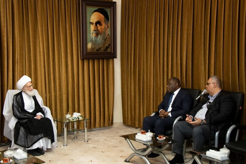 Grand Ayatollah Nouri Hamedani meets with Special Representative of President of Togo