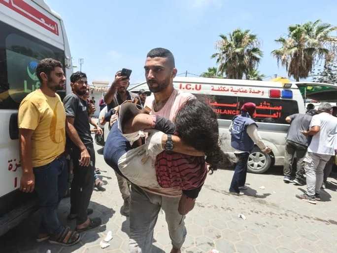 ارتفاع حصيلة ضحايا مجزرة النصيرات في غزة إلى 210 شهيداً وأكثر من 400 مصاب 