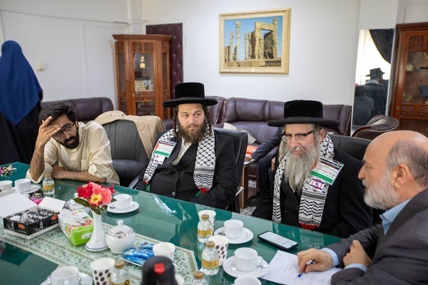 Pentingnya Peran Gerakan Mahasiswa Amerika dalam Mendukung Hak-hak Rakyat Palestina