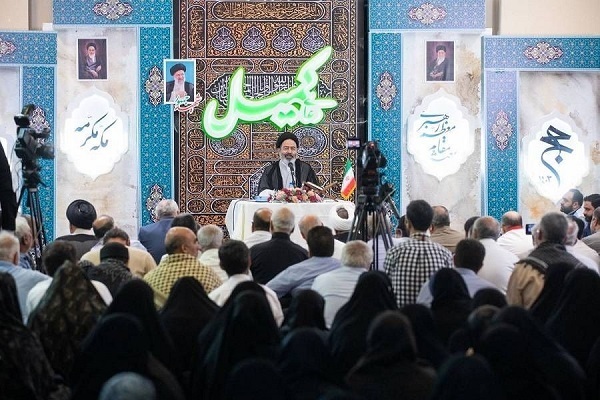 Peziarah Iran lantunkan Doa Kumail di Makkah