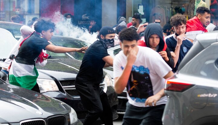 Canadian Police fire tear gas on pro-Palestine protest in Montreal