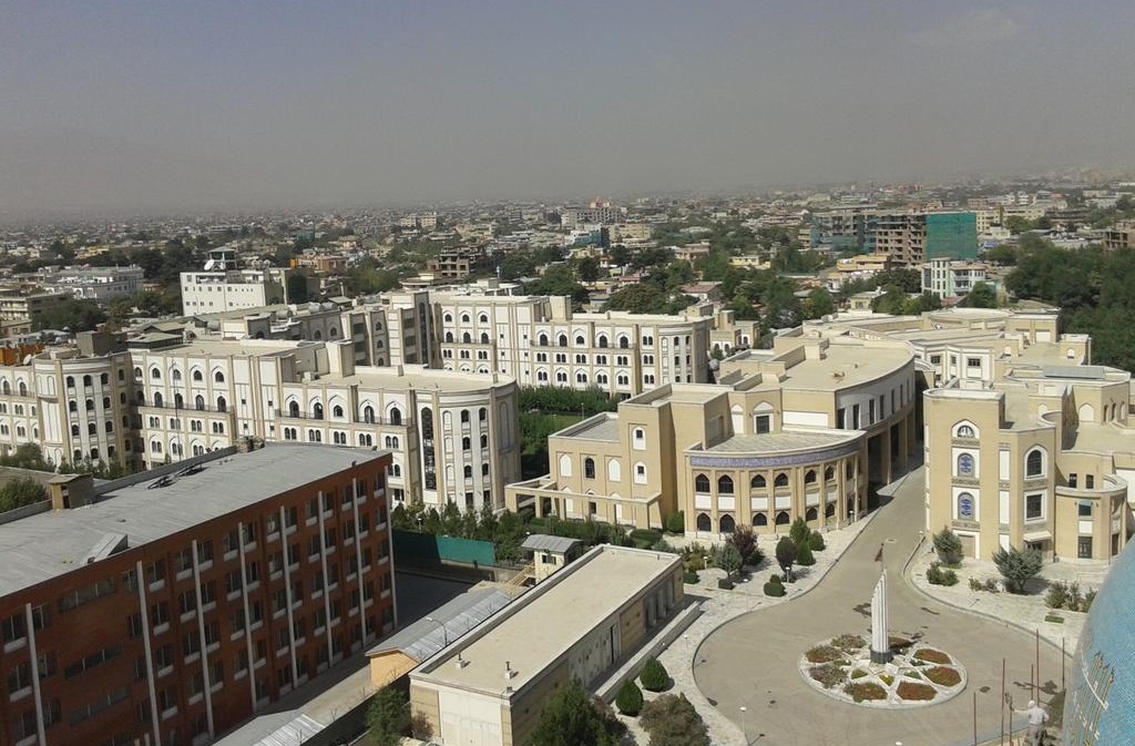 احتجاج شيعة افغانستان على قرار طالبان بإيقاف نشاطات أول قناة شيعية