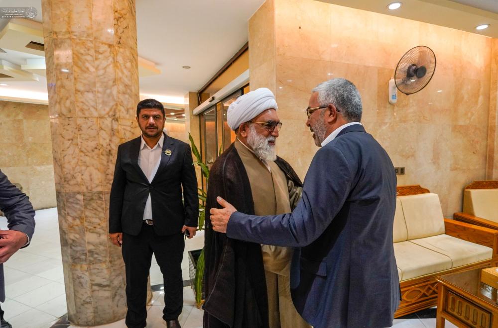 متولي العتبة الرضوية المقدسة يلتقي بـأمين عام العتبة العلوية المقدسة + صور