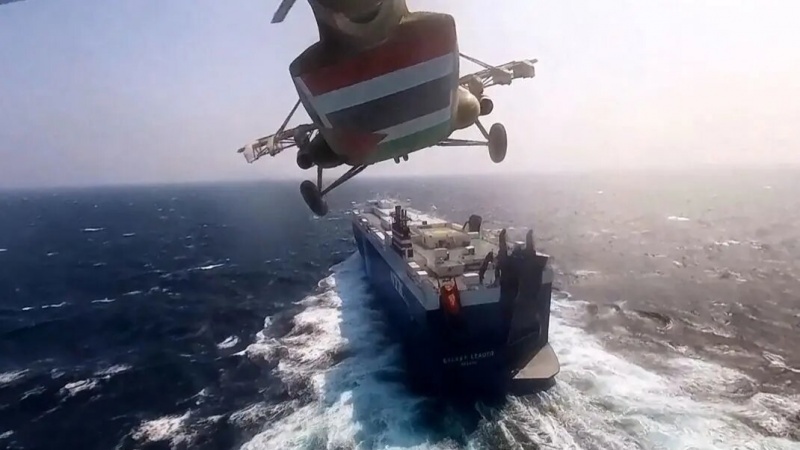 紅海の主との間で繰り広げられる戦い