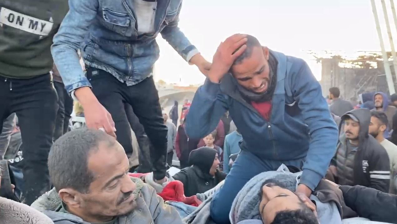 Video: Mga eksena mula sa tulong at harinang masaker sa Al-Rashid Street, sa syudad ng Gaza